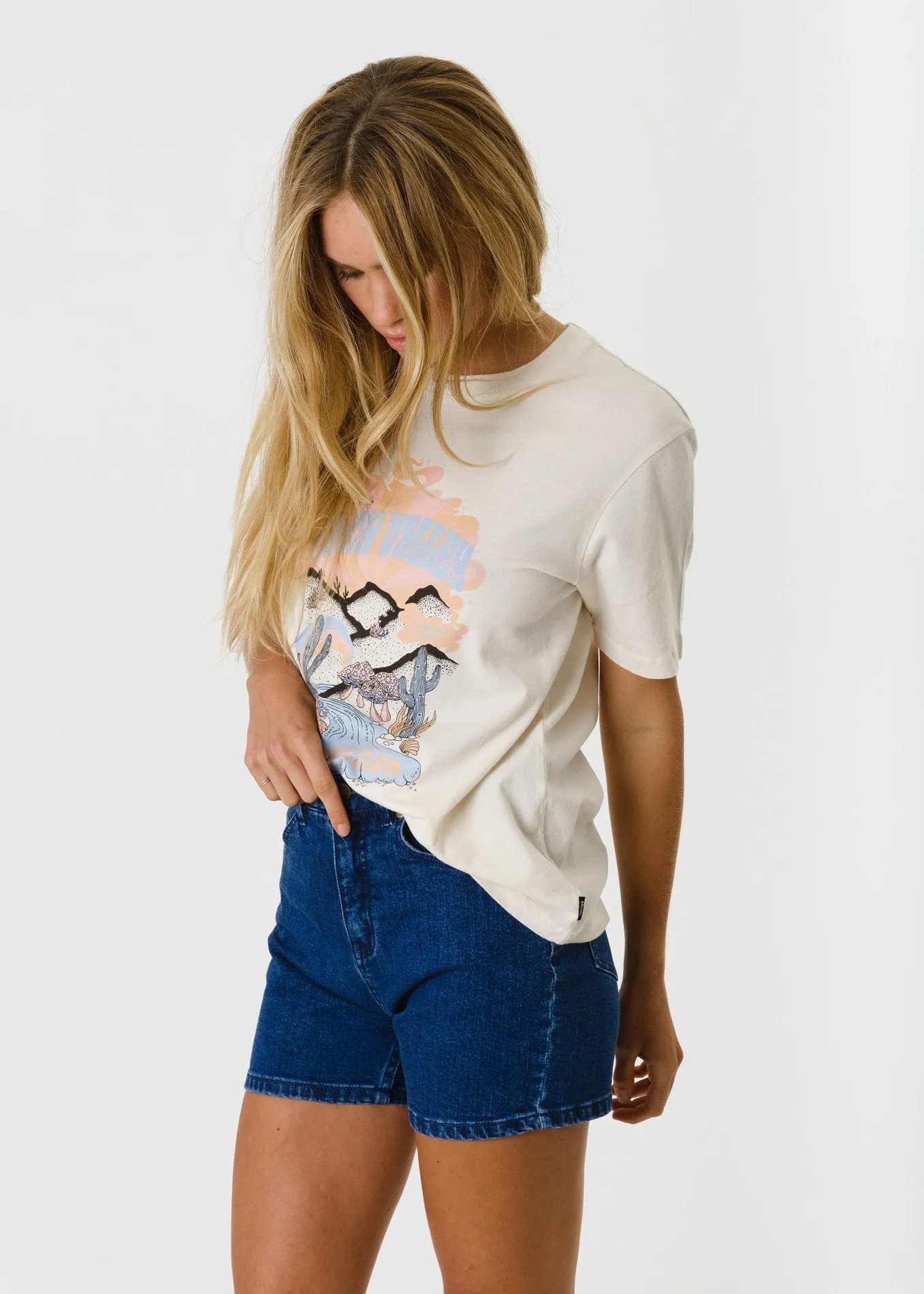 Afends Womens Psych Valley - Fashion Fit Tee