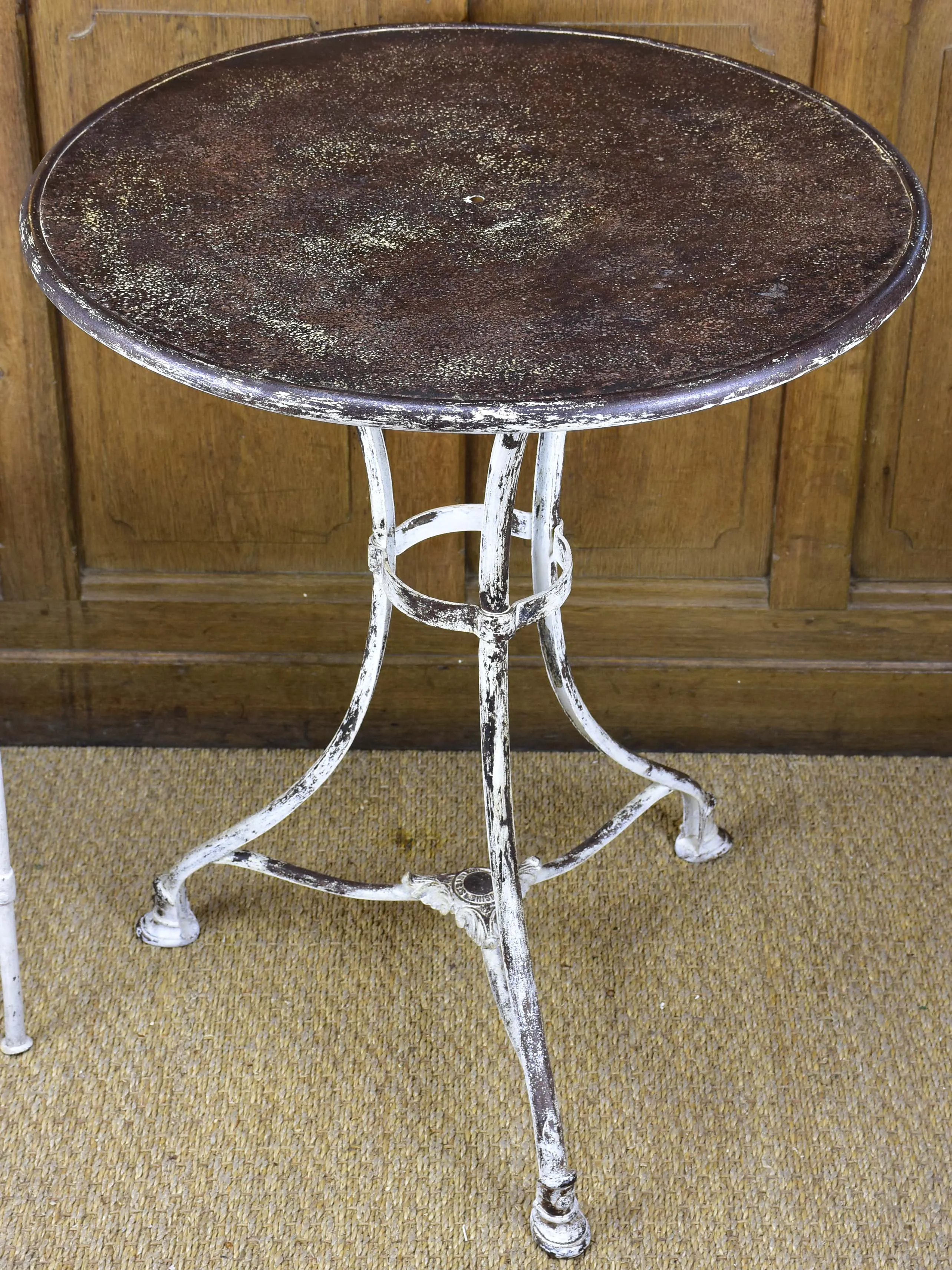 Antique French round garden table - Arras