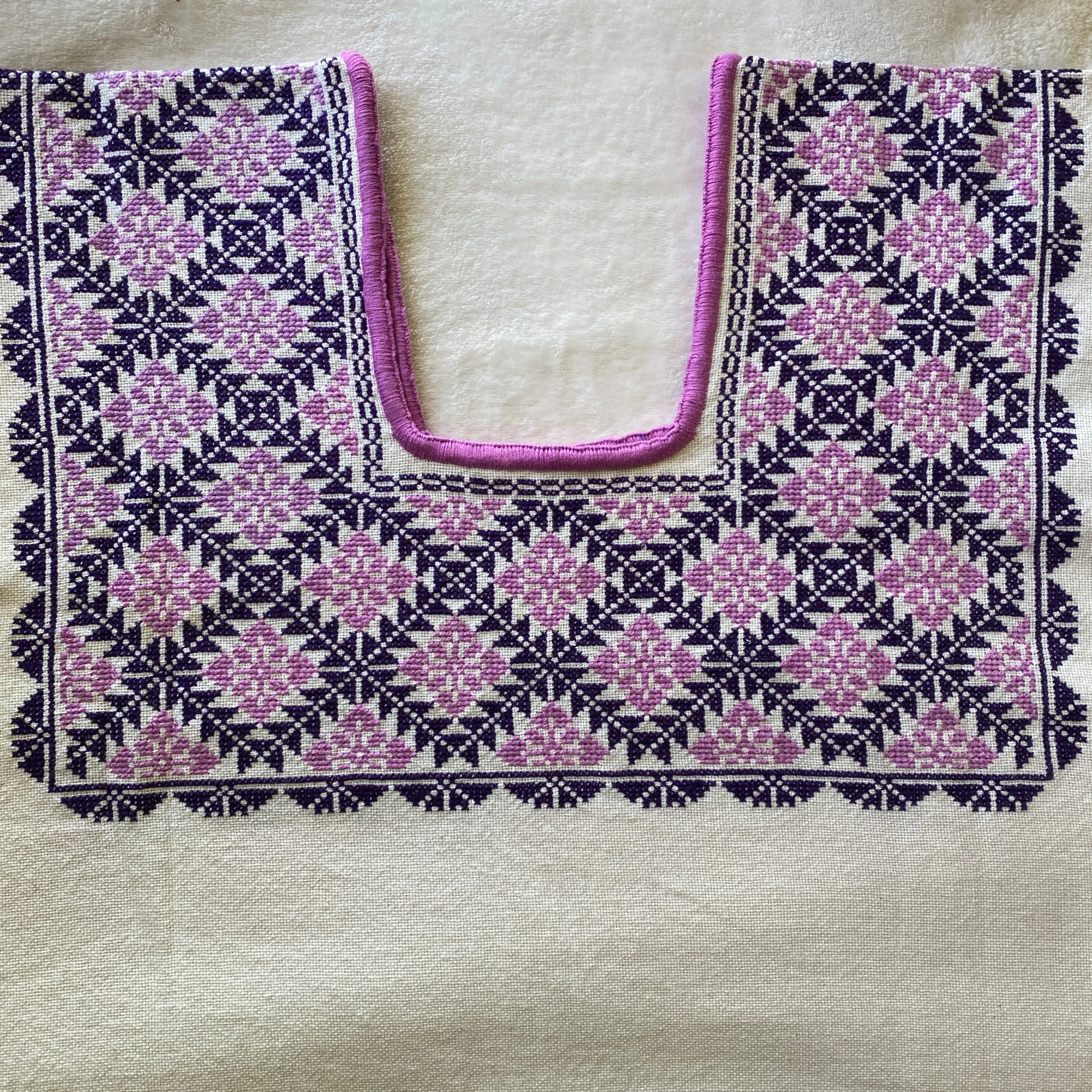 Embroidered Blouse “Zipiajo”- Small/Medium