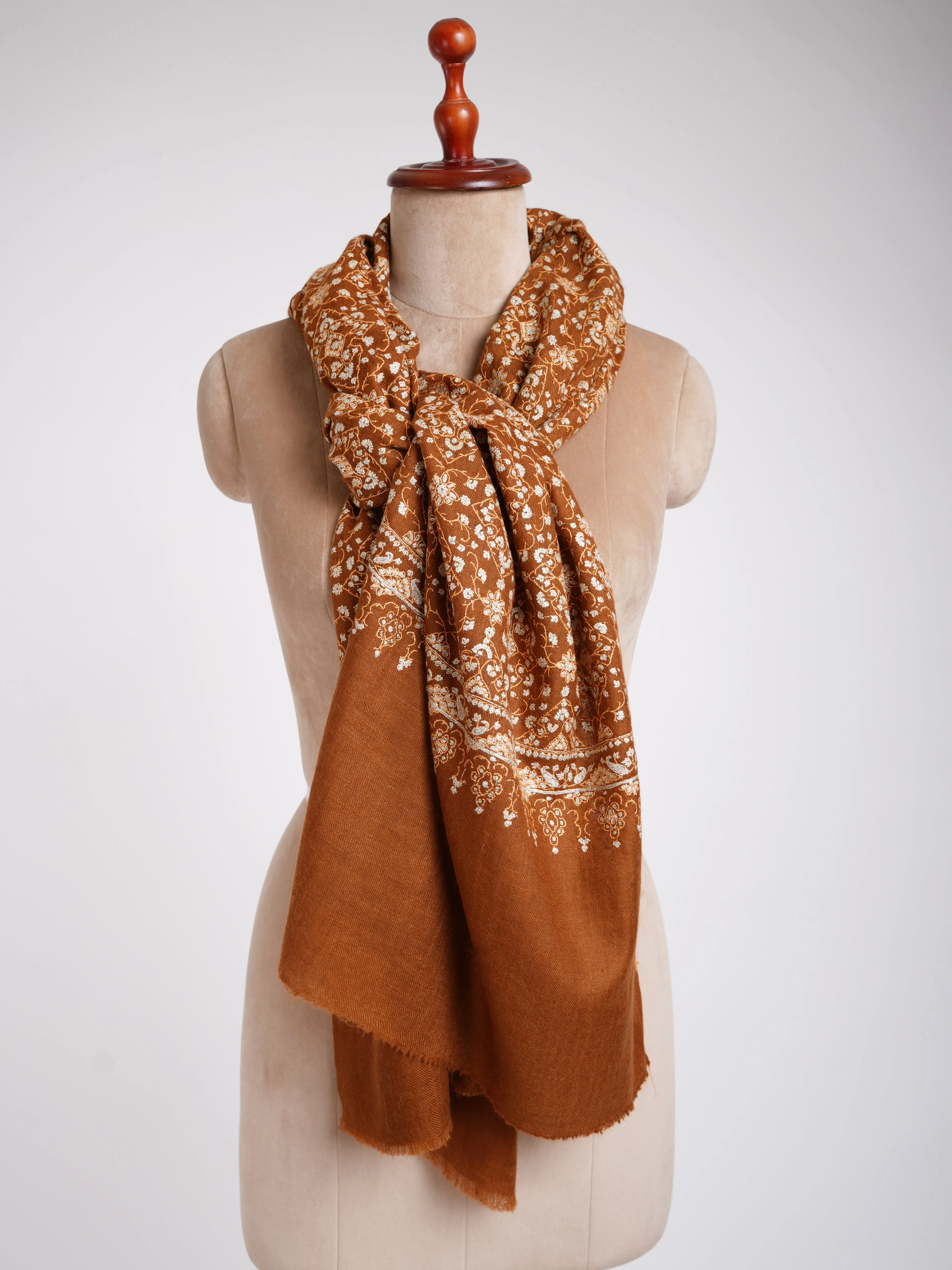 Embroidered Handmade Sozni Jamavar Cashmere Stole