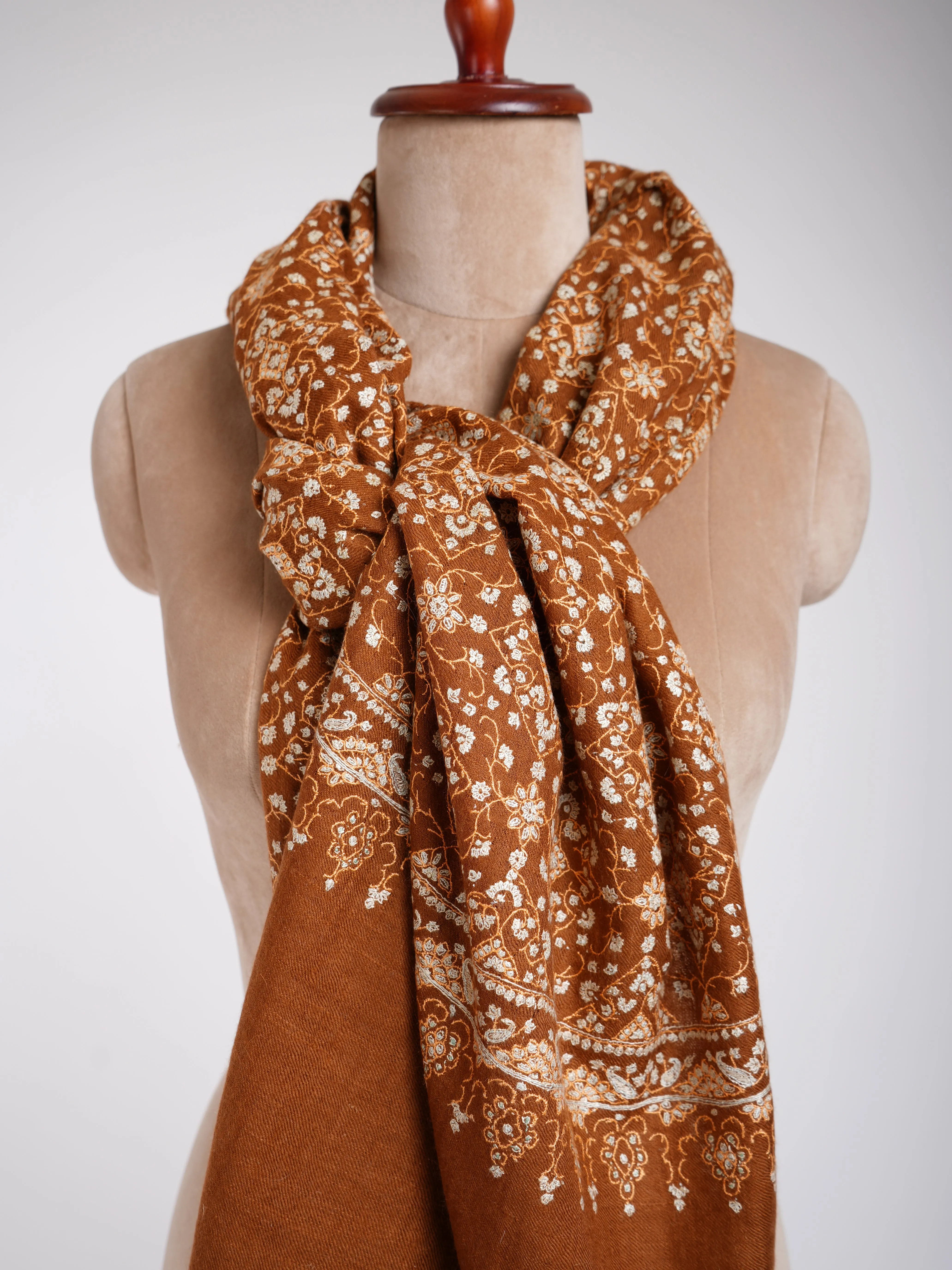 Embroidered Handmade Sozni Jamavar Cashmere Stole