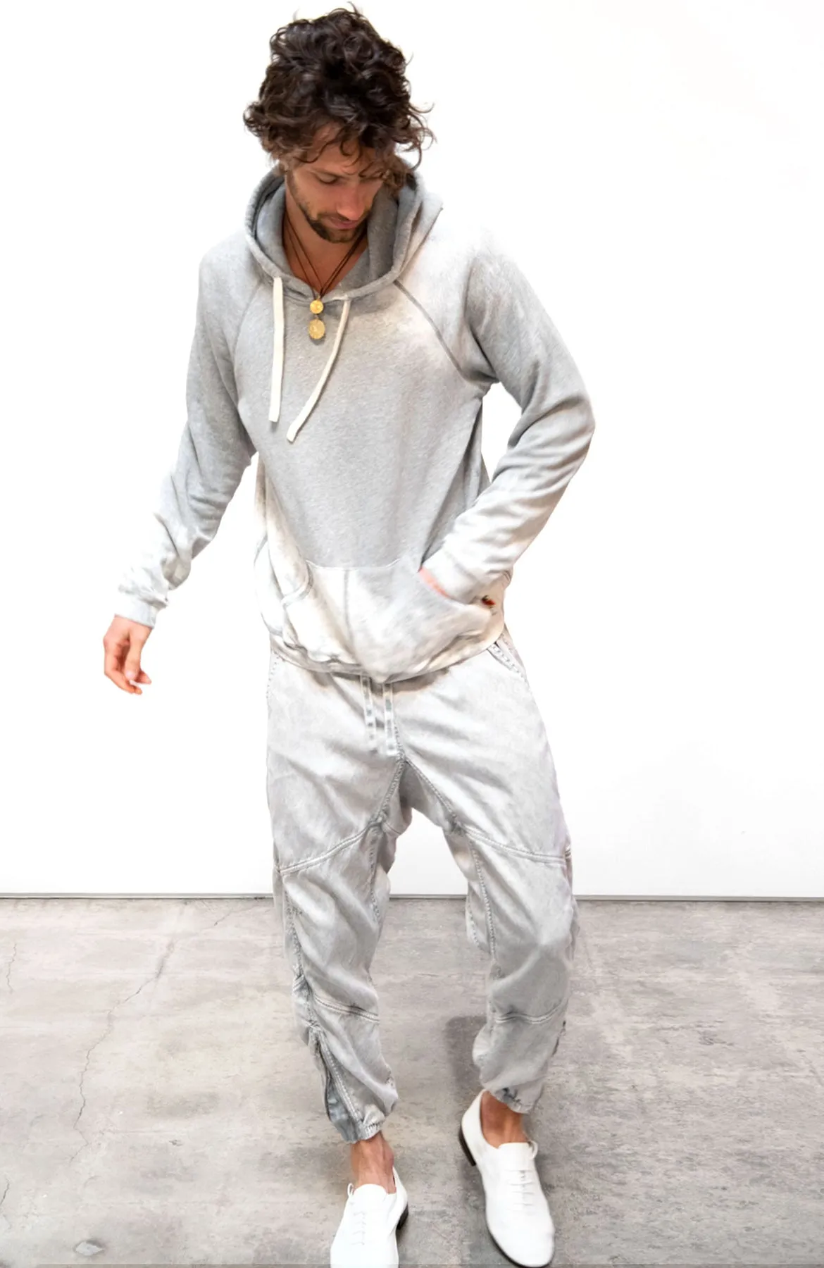 FREECITY Bleachout Pullover Hoodie in Heather Bleachout