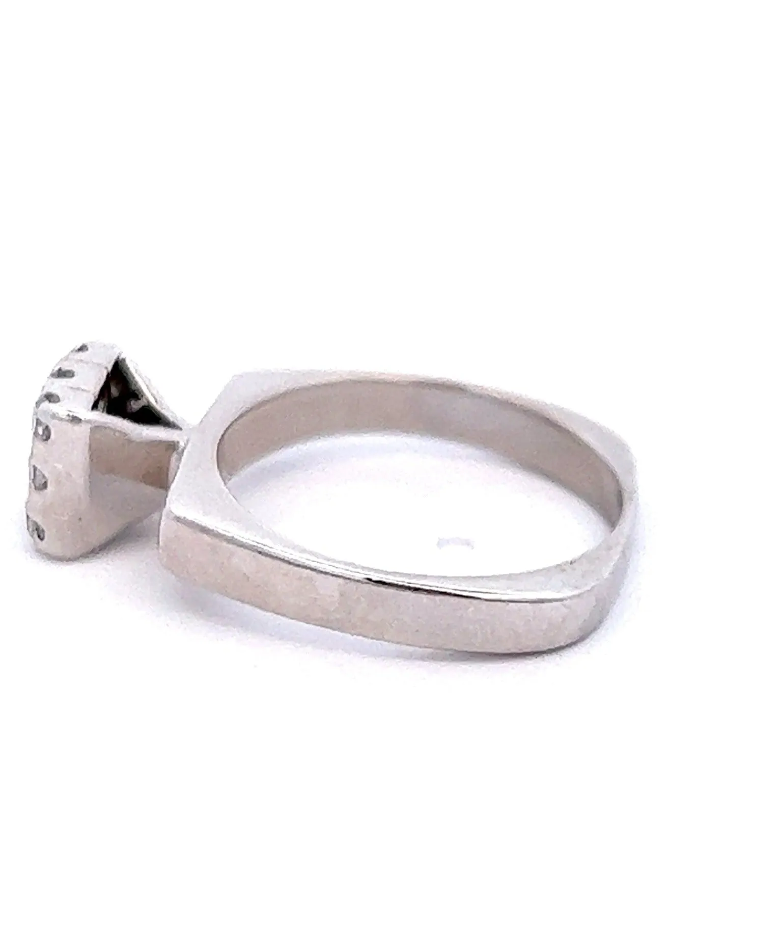 Handmade 18ct White Gold & Diamond Ring