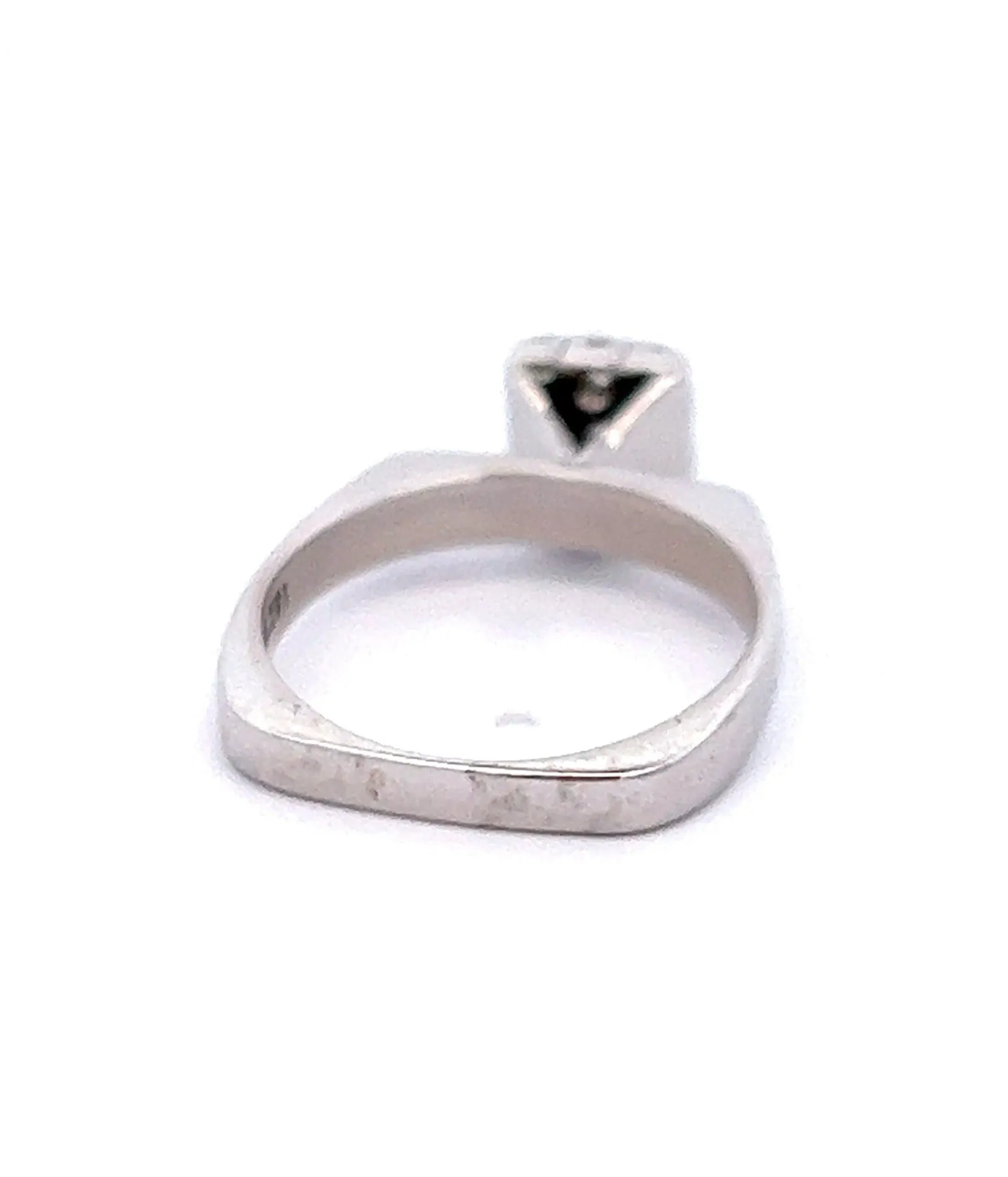 Handmade 18ct White Gold & Diamond Ring