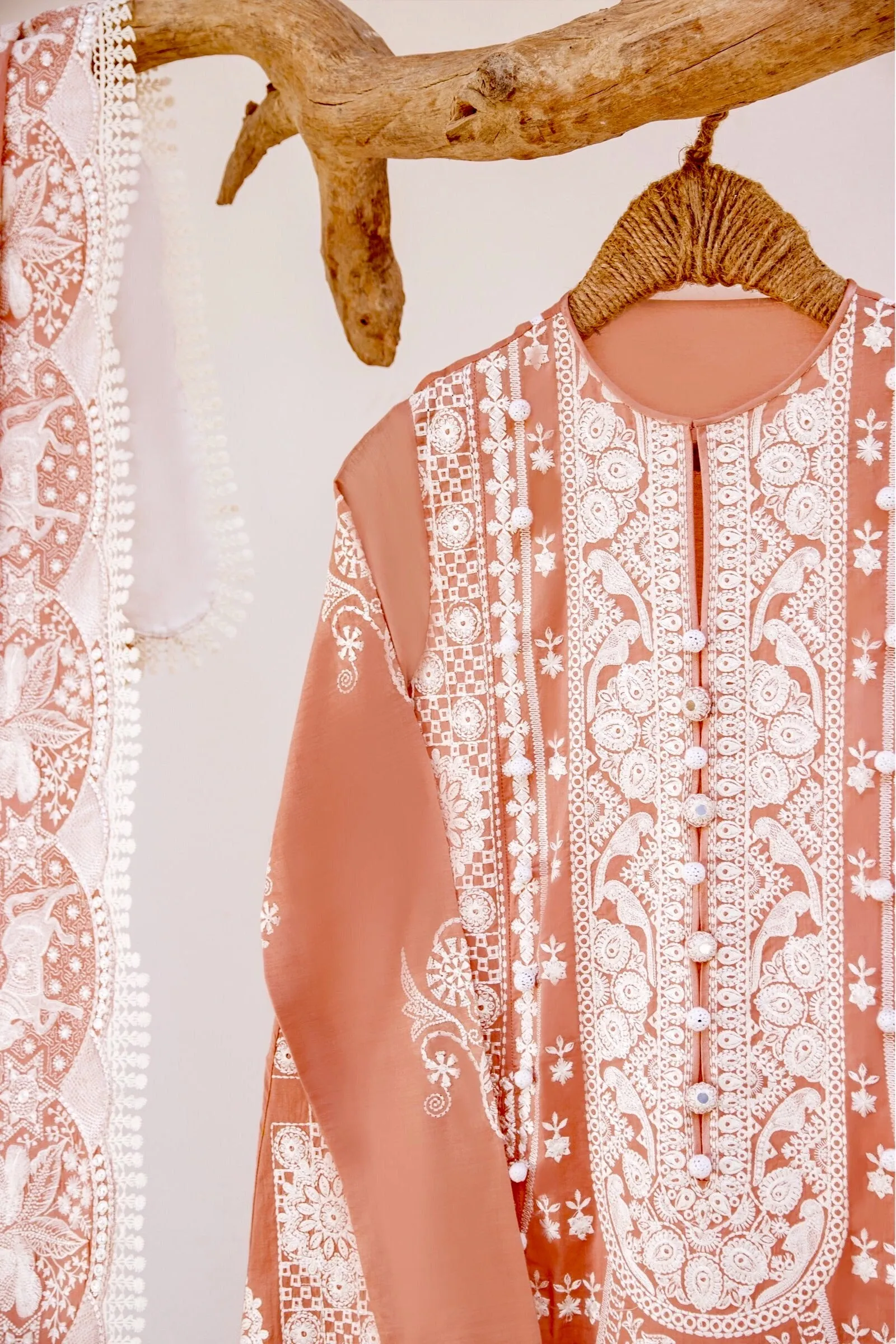 Élan Luxury Lawn Collection – EL21-14 B (EMEL)