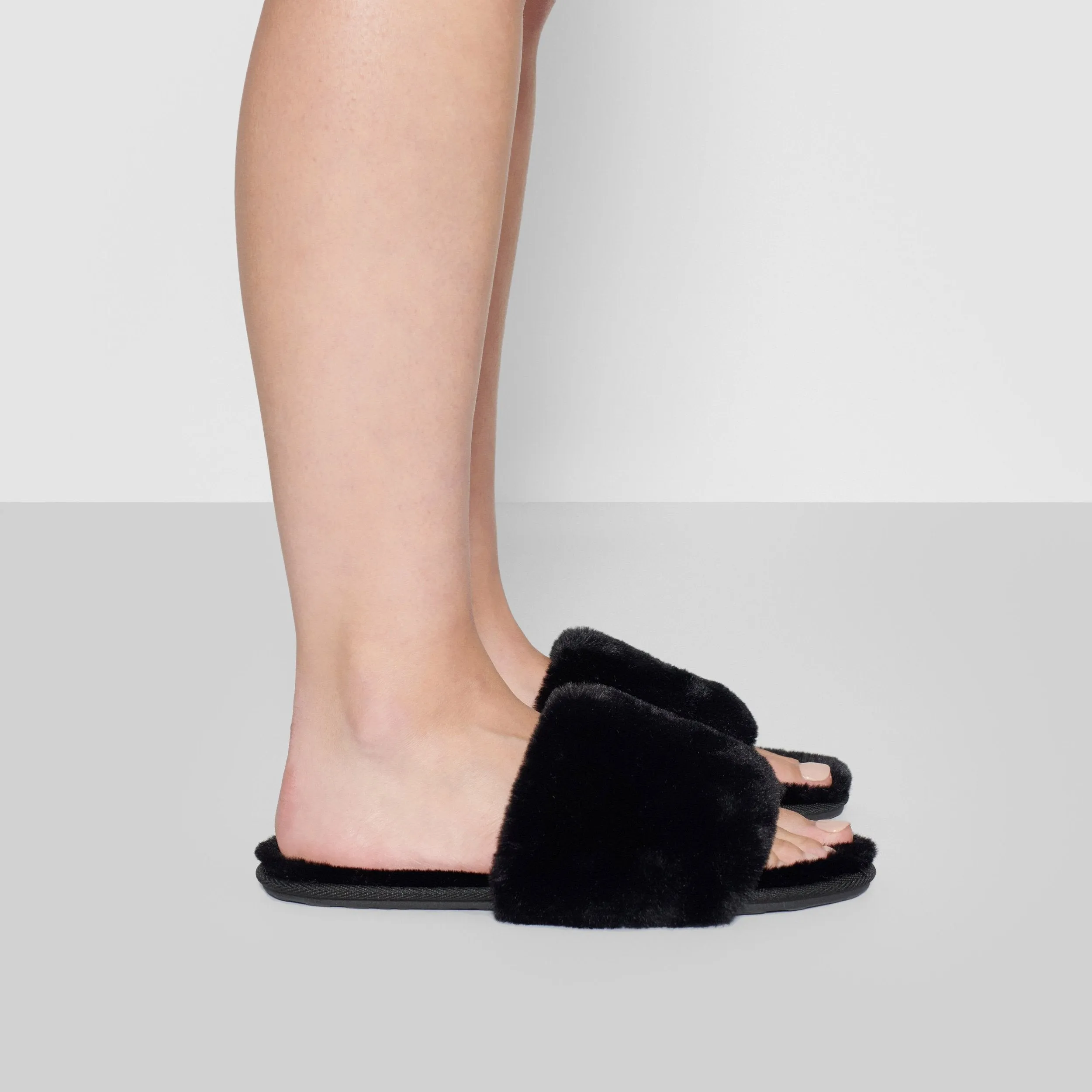 THE SLIDE | ONYX
