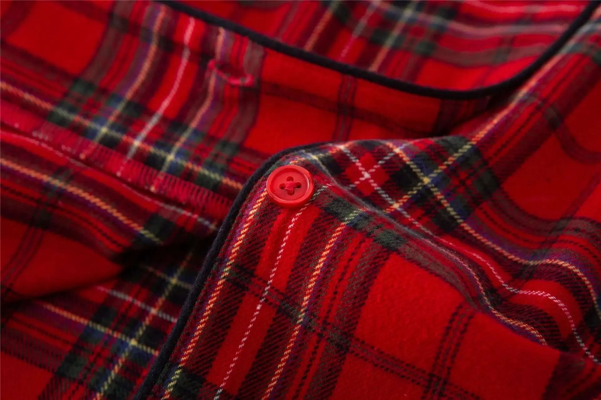 Unisex Couple Red Plaid Loose Long Sleeves Flannel Pajamas Set