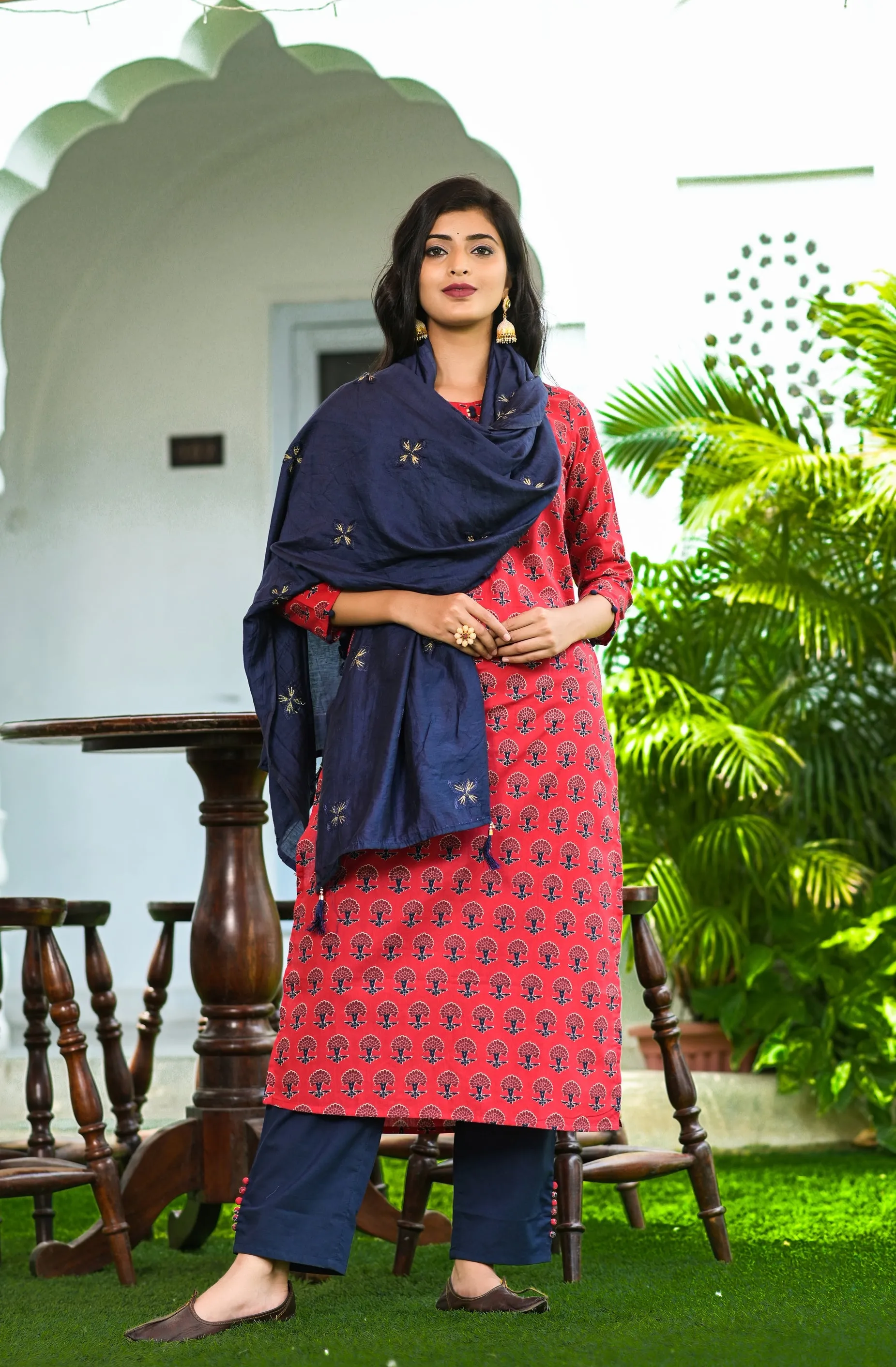 Women Red Handblock Printed Dupatta Set